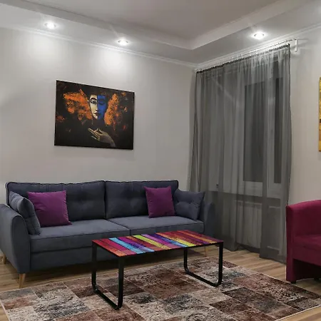 Apartment Karla Marksa 11 *